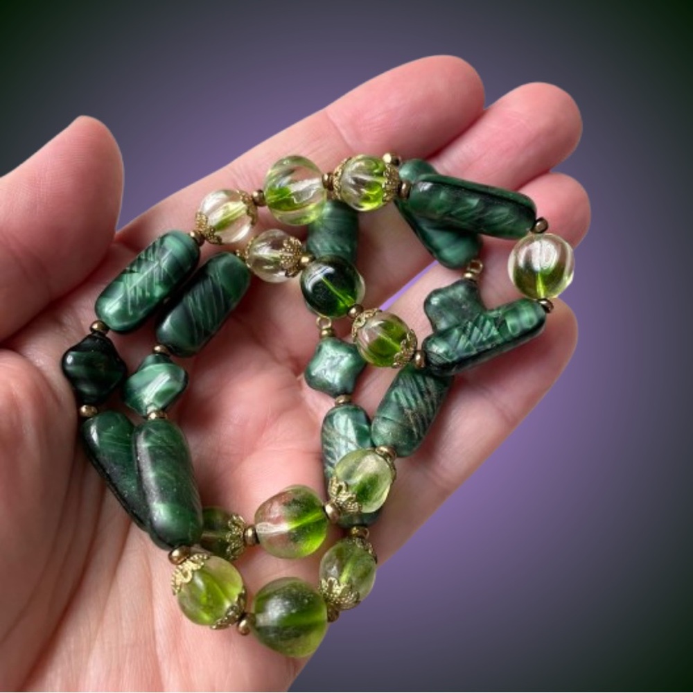 Vintage Art Deco style malachite glass? & art glass beaded choker lobster claw